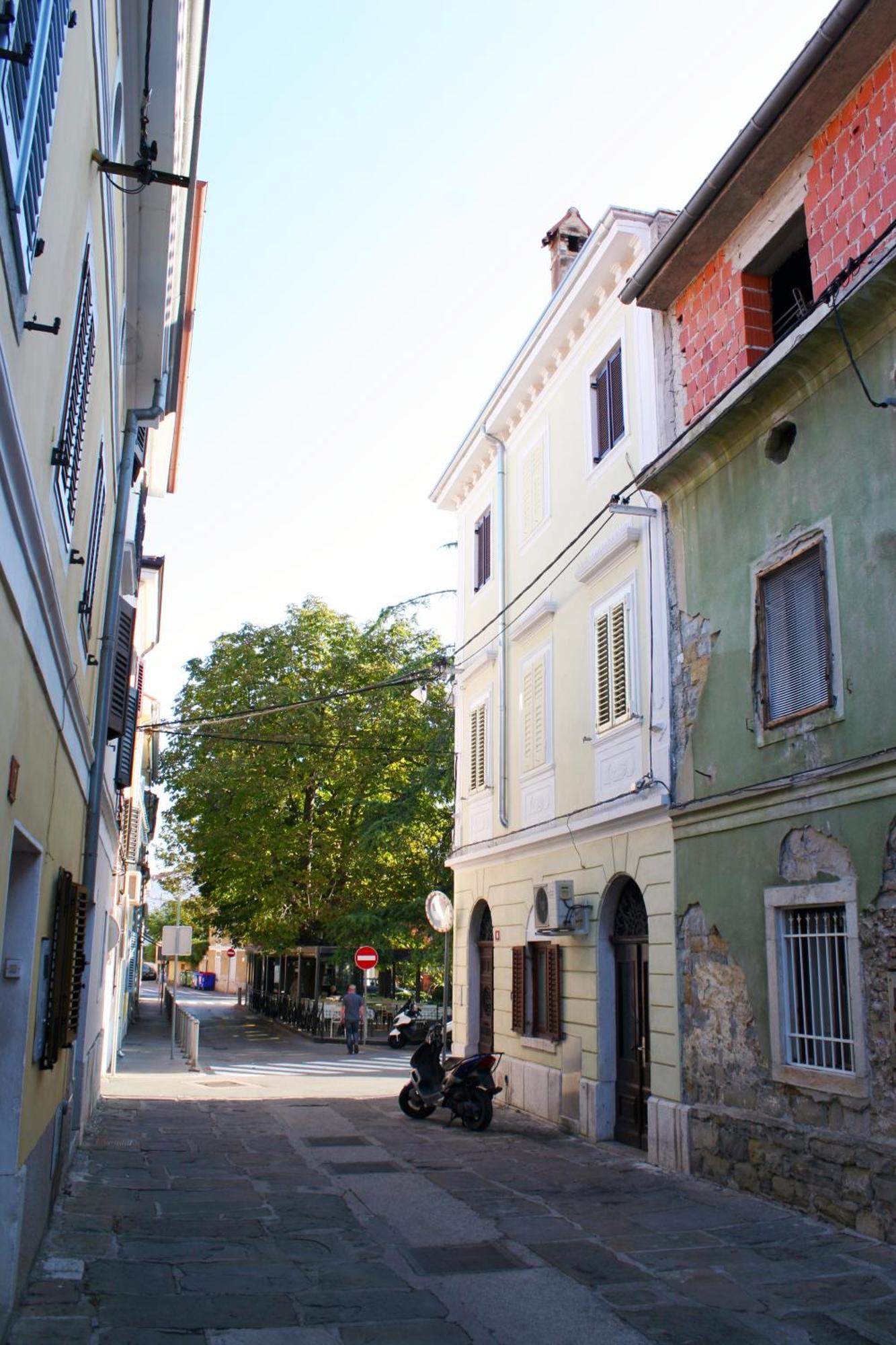 Park Apartments Izola Eksteriør billede